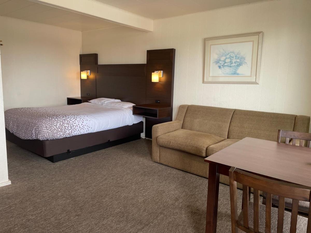Holiday Motel Westport Εξωτερικό φωτογραφία