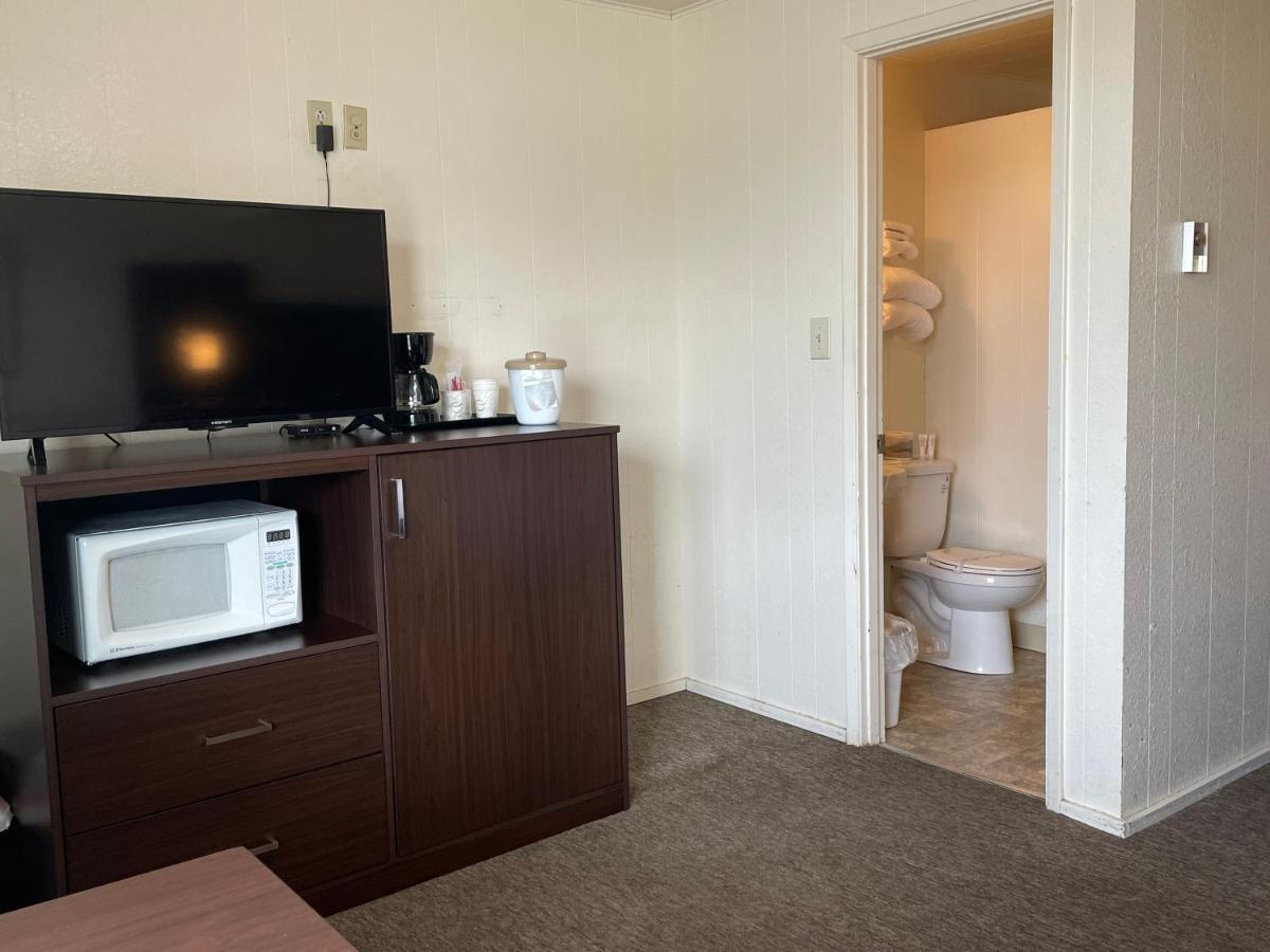 Holiday Motel Westport Εξωτερικό φωτογραφία