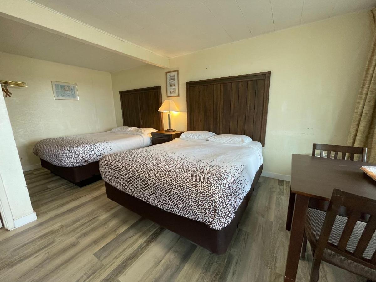 Holiday Motel Westport Εξωτερικό φωτογραφία